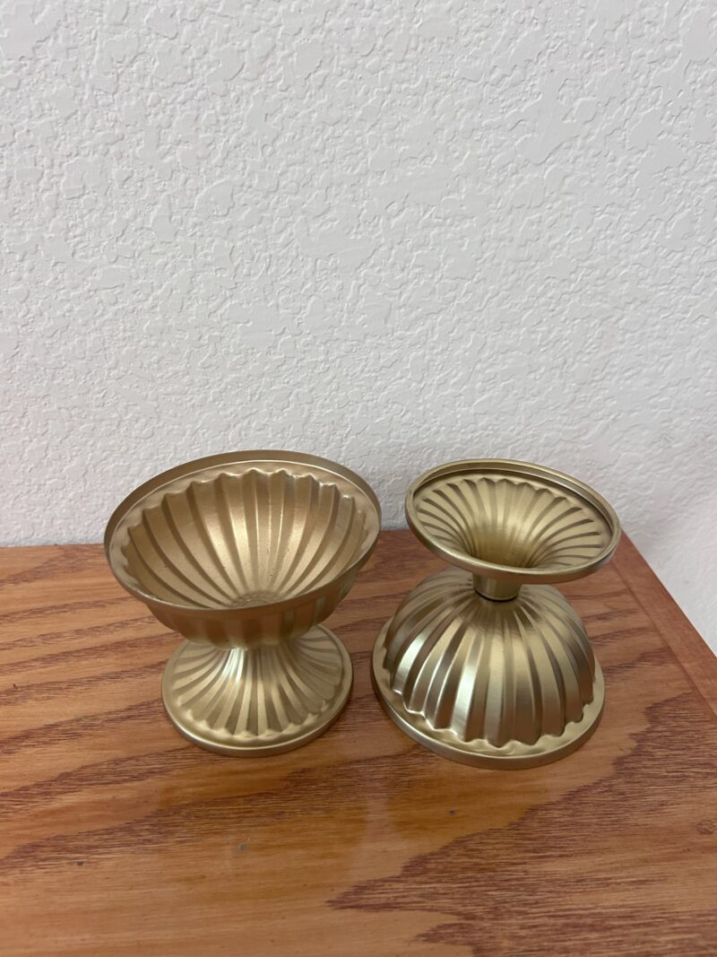 Small Gold Flower Arrangement